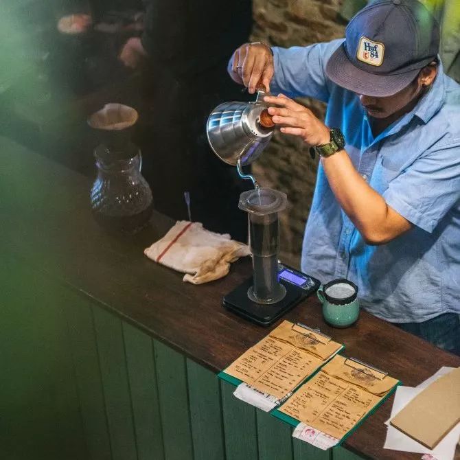 泰国曼谷唐人街咖啡馆,曼谷最吓人的咖啡馆