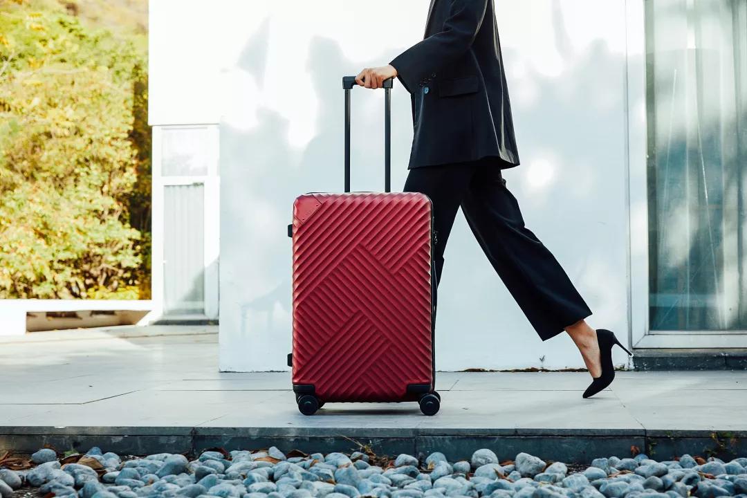 国产的旅行箱哪个好,旅行箱口碑最好的是哪一款