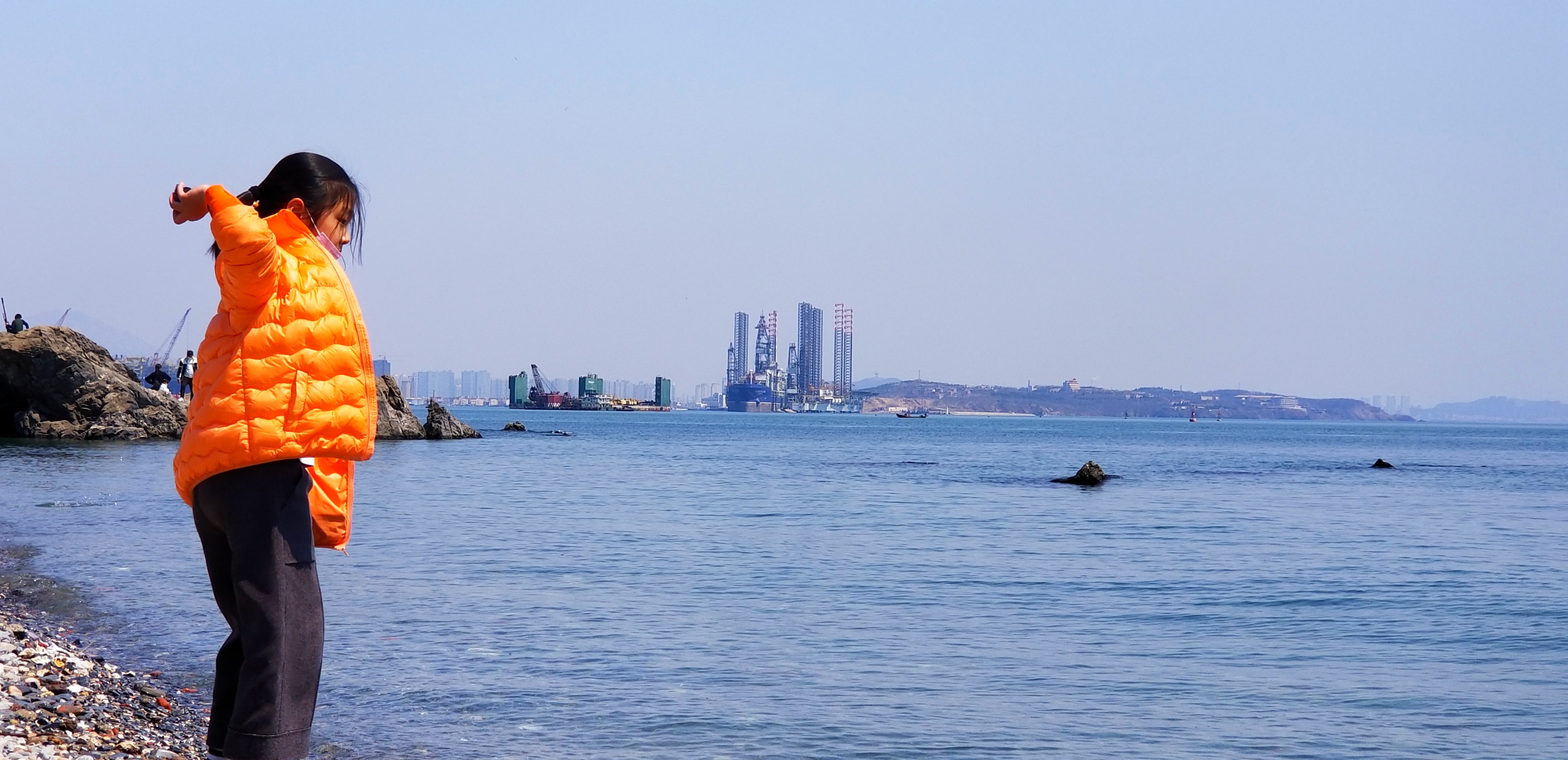 大连甘井子区蟹子湾,大连蟹子湾公园对岸夜景