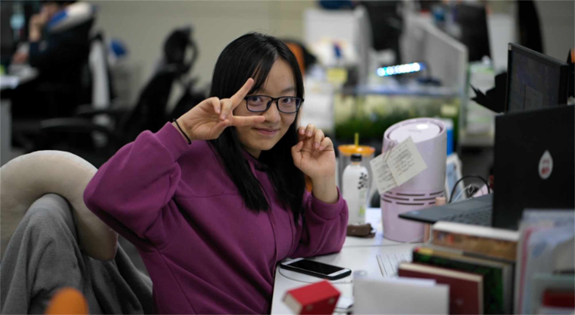 996热潮未退，715开始虎视眈眈，大学生为就业成“无情打工机”