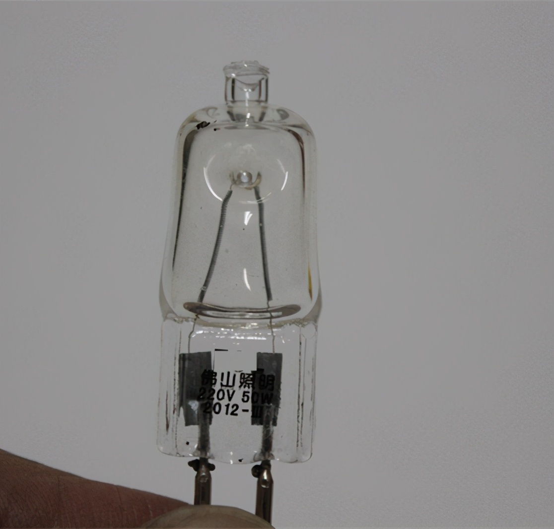 灯具照明发展,led节能灯与传统照明灯