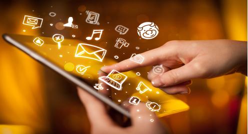 金融科技顶层规划落地的核心年，凤凰金融深化应用，获得用户认可