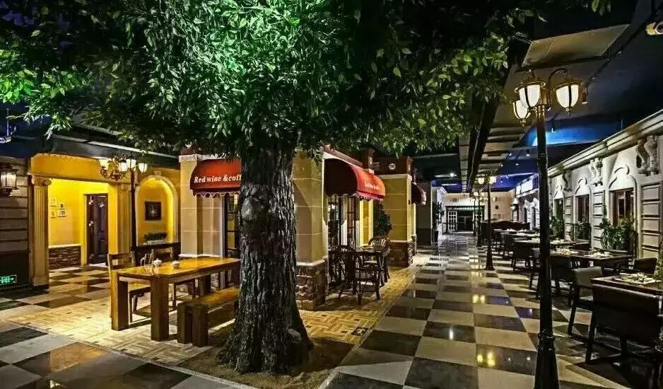 烧烤也能红遍金钻广场一条街,长春烧烤最有特色的烧烤店