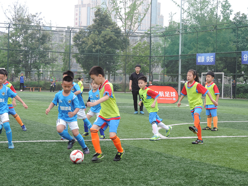 少儿足球联赛开幕,第十九届少儿足球联赛
