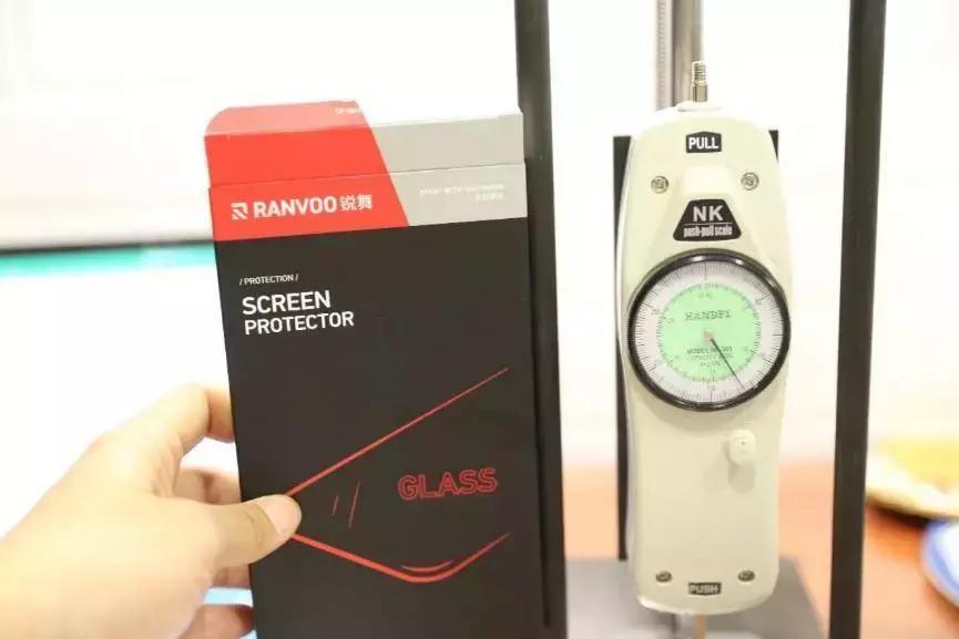 苹果钢化玻璃膜推荐防尘,苹果手机怎么样自己揭下钢化膜