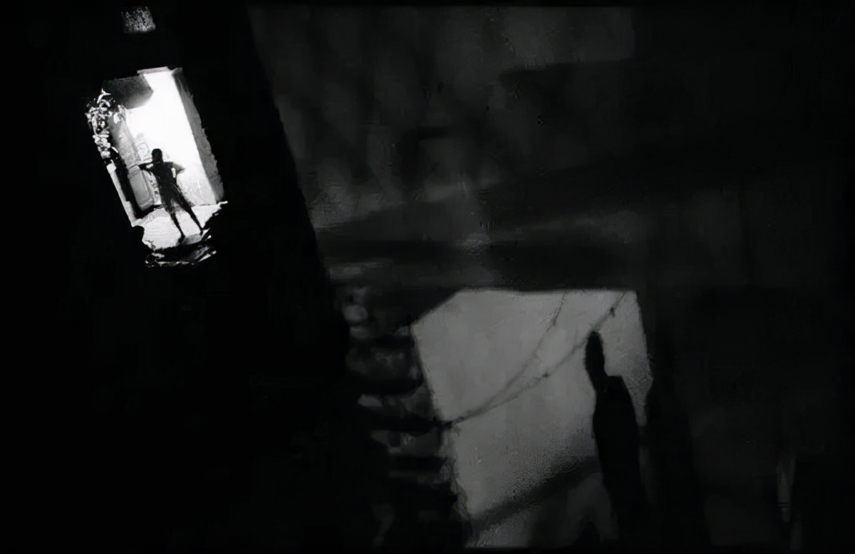 美国女记者卧底贫民窟,美国女记者去印度贫民窟