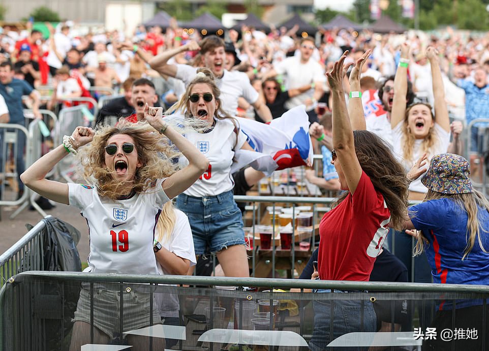 皇家吉祥物,乔治王子英格兰队