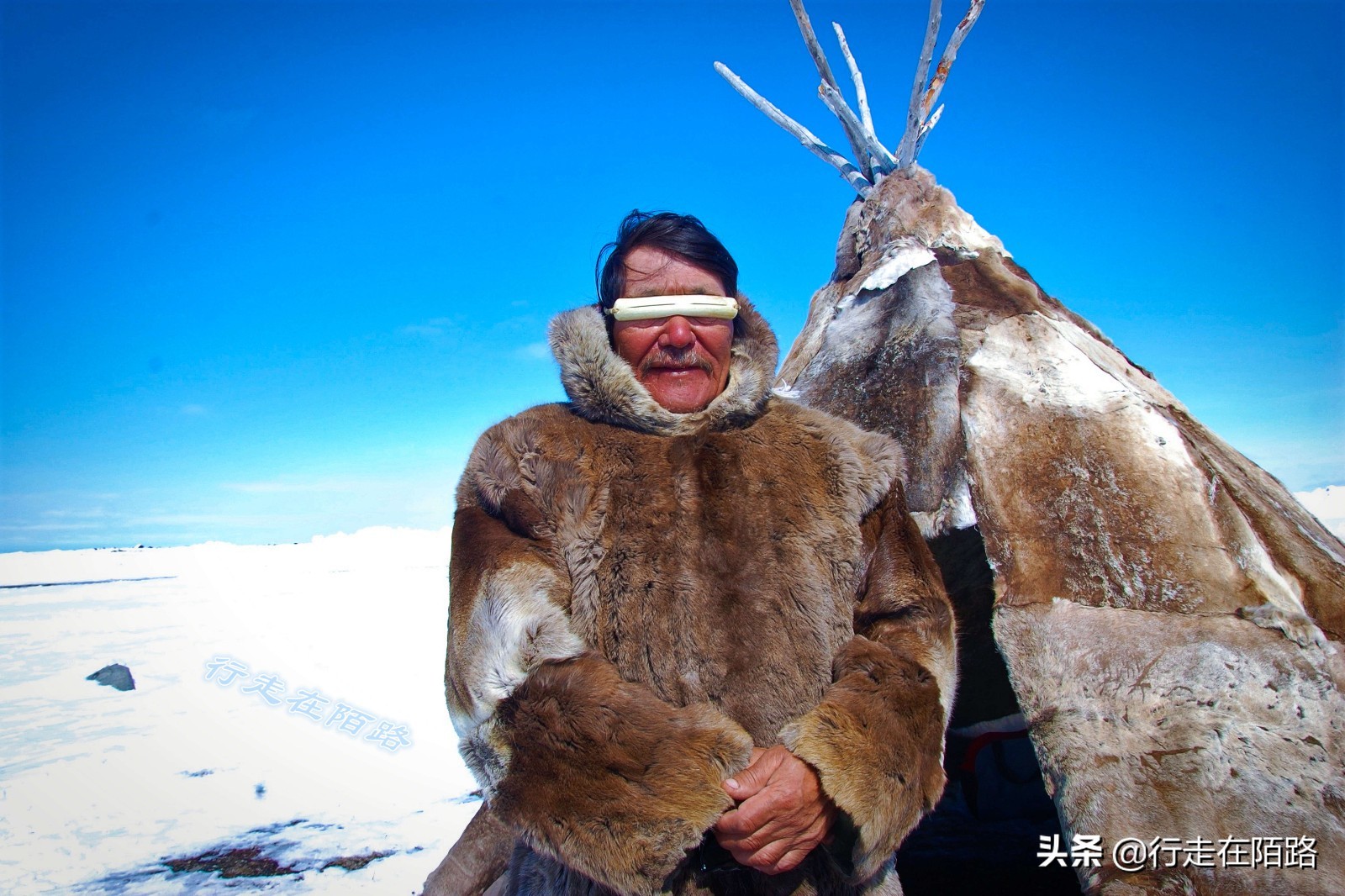 三百年前,加拿大用烟酒毁掉原住民,如今再加上*麻大**