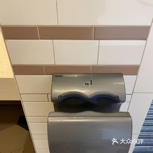 戴森吹风机高仿和真品区别,戴森吹风机有高仿的吗