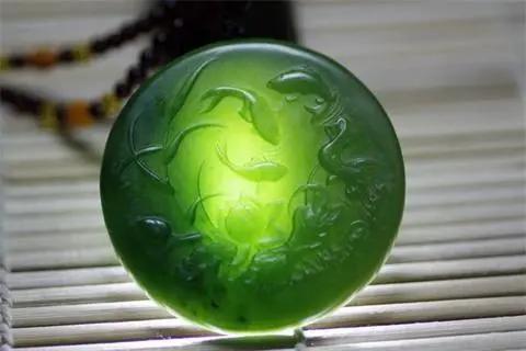 碧玉的真假辨别方法,碧玉的真假辨别