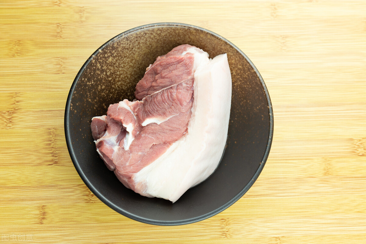 如何区分鲜肉和冷鲜肉的区别,冷鲜肉和新猪肉的区别