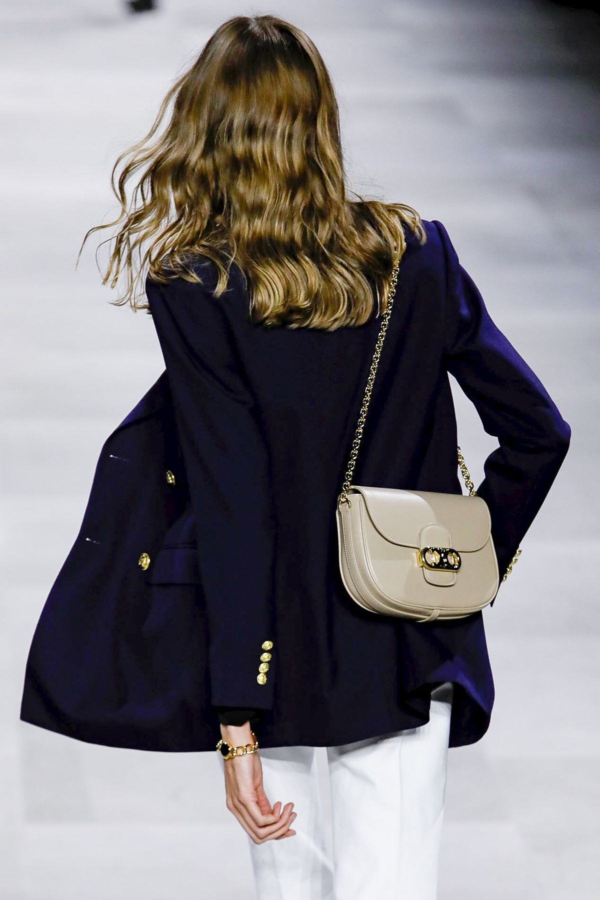 腋下包女款新款,明星同款腋下包推荐