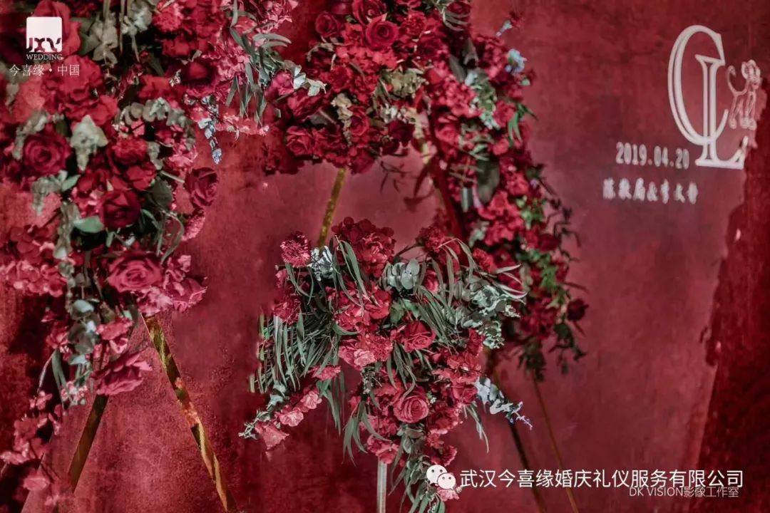 婚礼上上签丨喜欢复古的你，决不能错过这几场婚礼