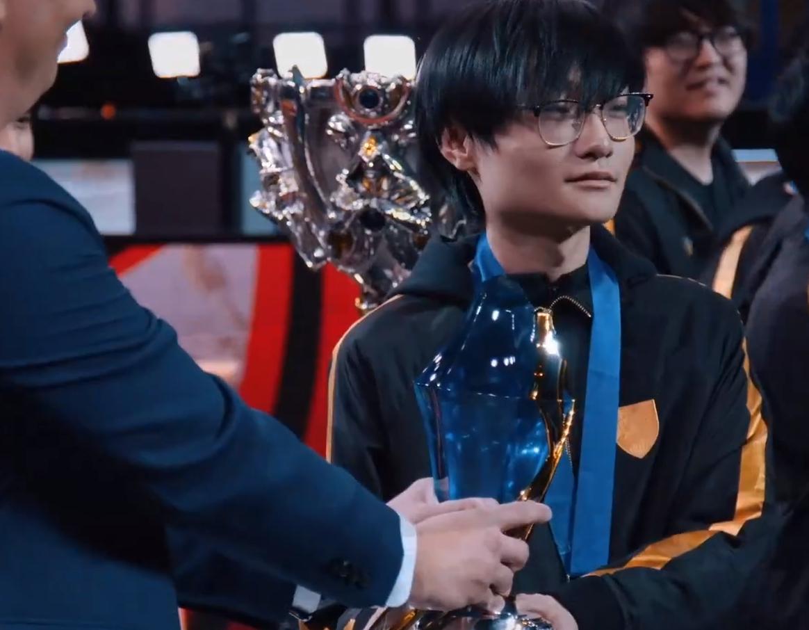 lpl转会期矛盾解除,lpl夏季赛edg击败fpx