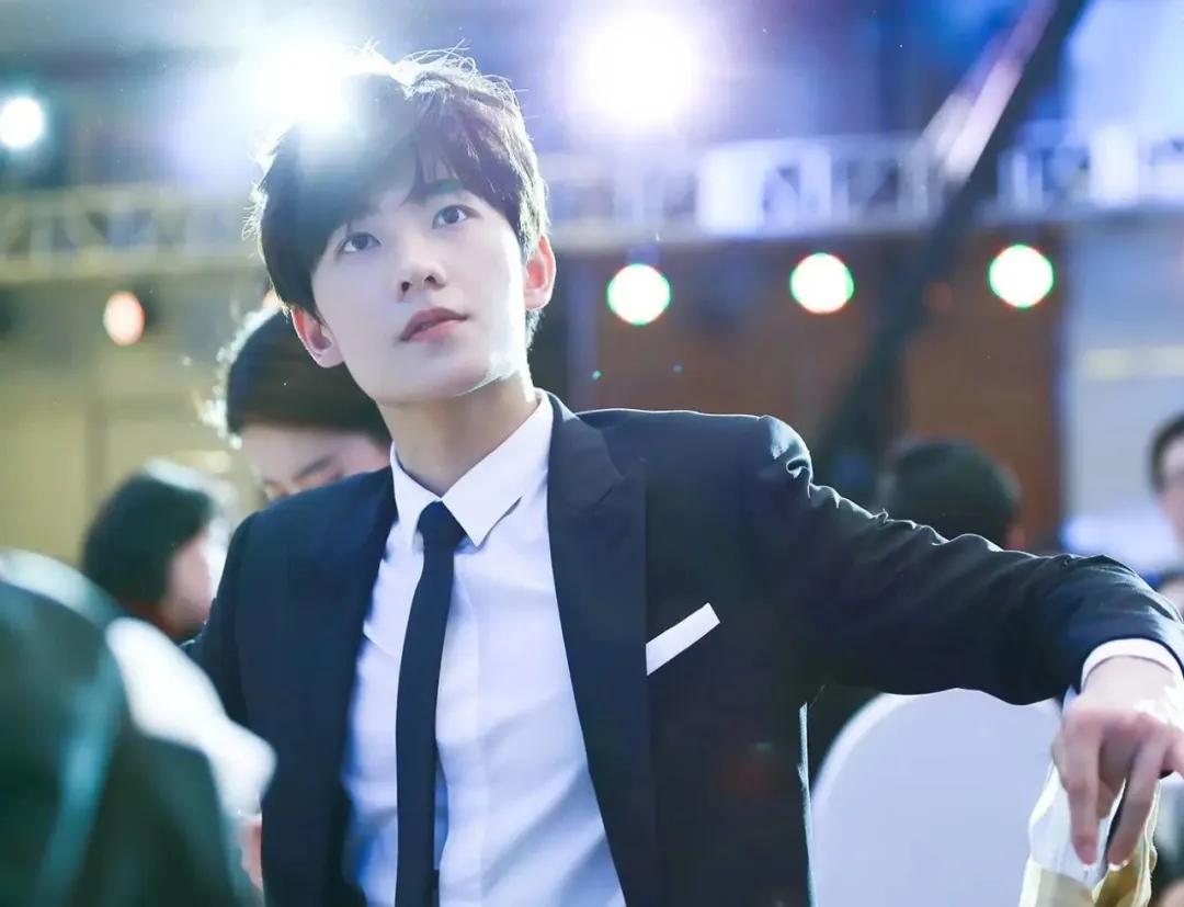 杨洋帅而不自知时期,颜霸肖战杨洋陈晓