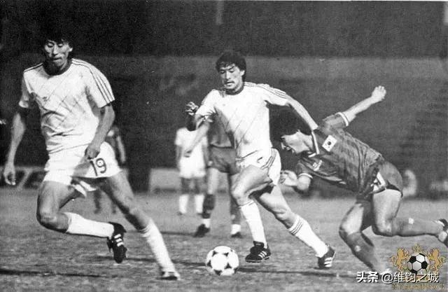 国足最强4号后卫是谁,国足左前卫