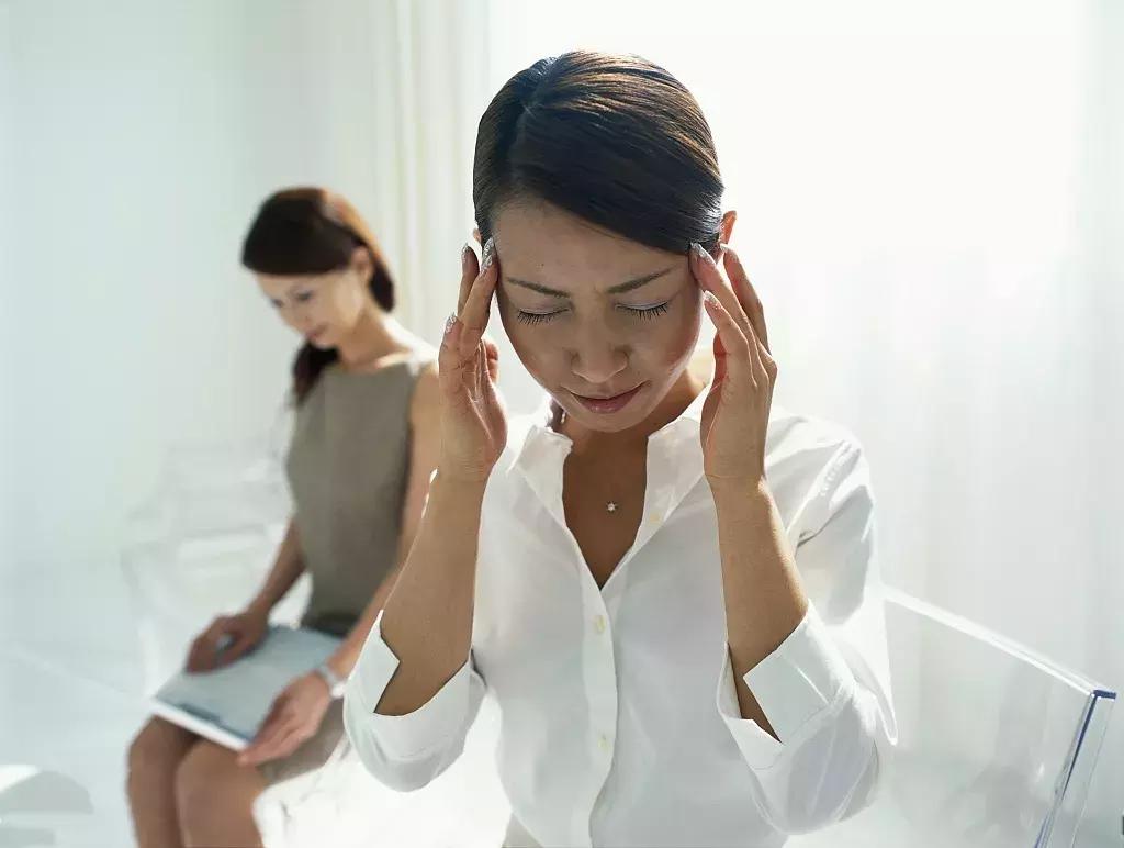 低血糖犯了眼黑,低血糖是不是突然眼前一片黑