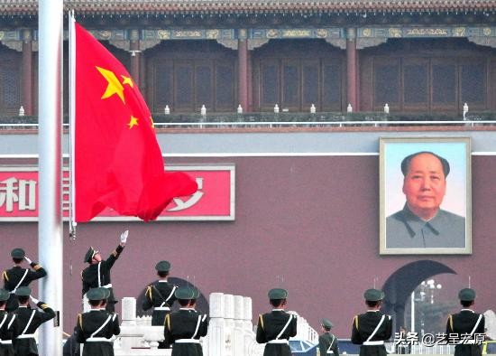 五星红旗曾未进初选？*旗国**诞生背后的故事