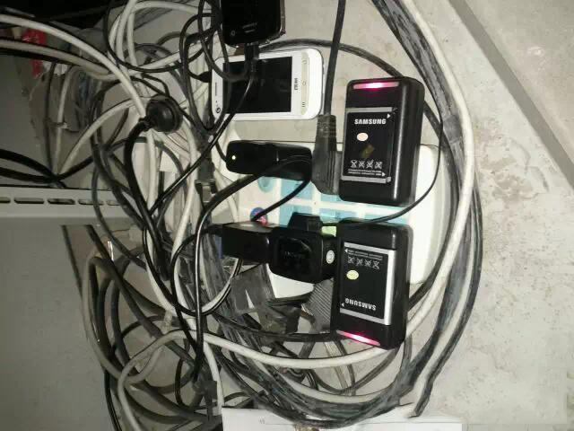 电饭锅米饭粘锅怎么清洗,电饭锅粘锅了怎么清除最快