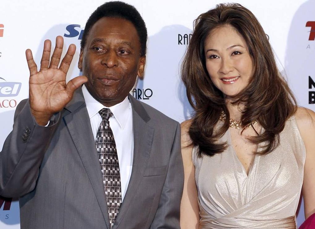 球王贝利和c罗谁更厉害,世界球王c罗