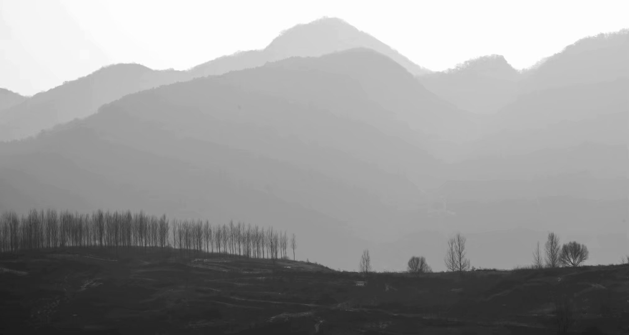 嵩山峻极峰跟太堂山,嵩山被称之为天涯海角的山吗