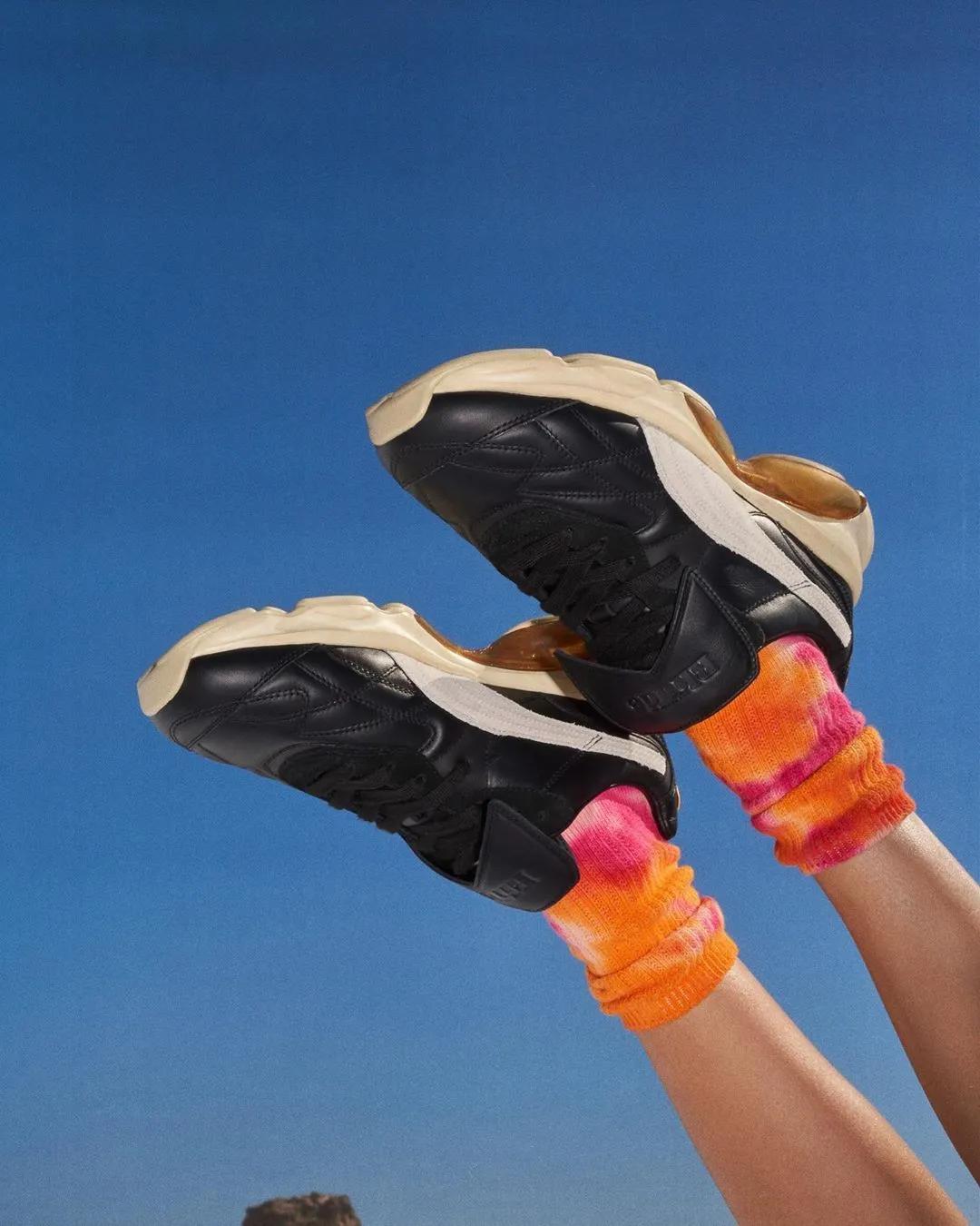 每周联名X讯|穿上马里奥篮球鞋，顶砖时的跳跃都更加有力