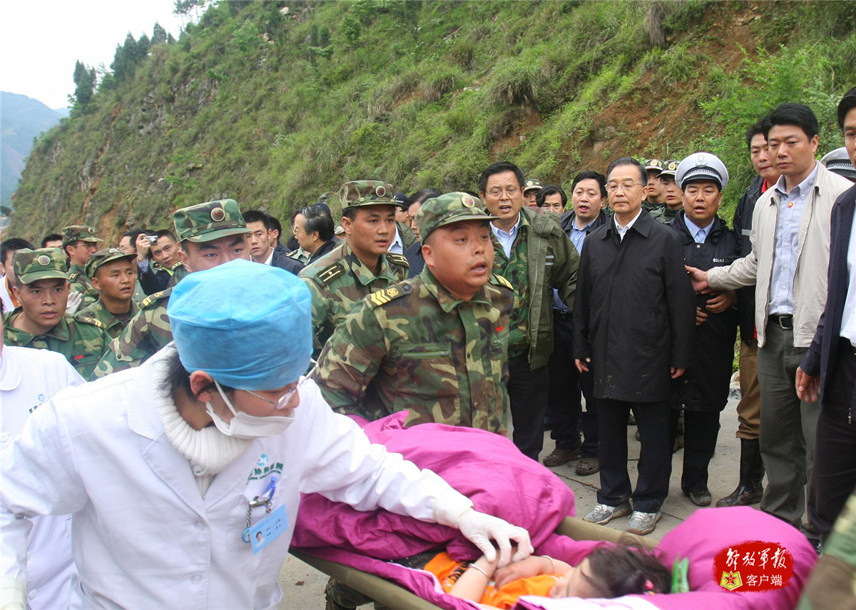 汶川铁血红军十大经典瞬间,汶川战役十大经典瞬间