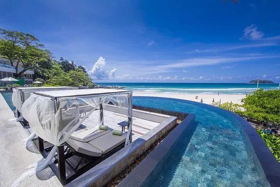 卡马拉海湾铂金海岸,卡马拉海湾旅游度假村