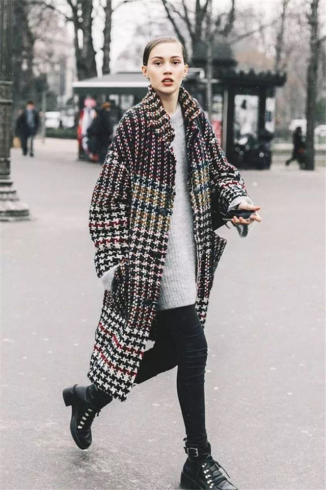 秋冬季哪种裤型百搭,冬季什么样的裤型好看又百搭