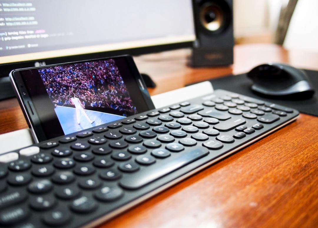 打游戏看书段子,打游戏看综艺的段子