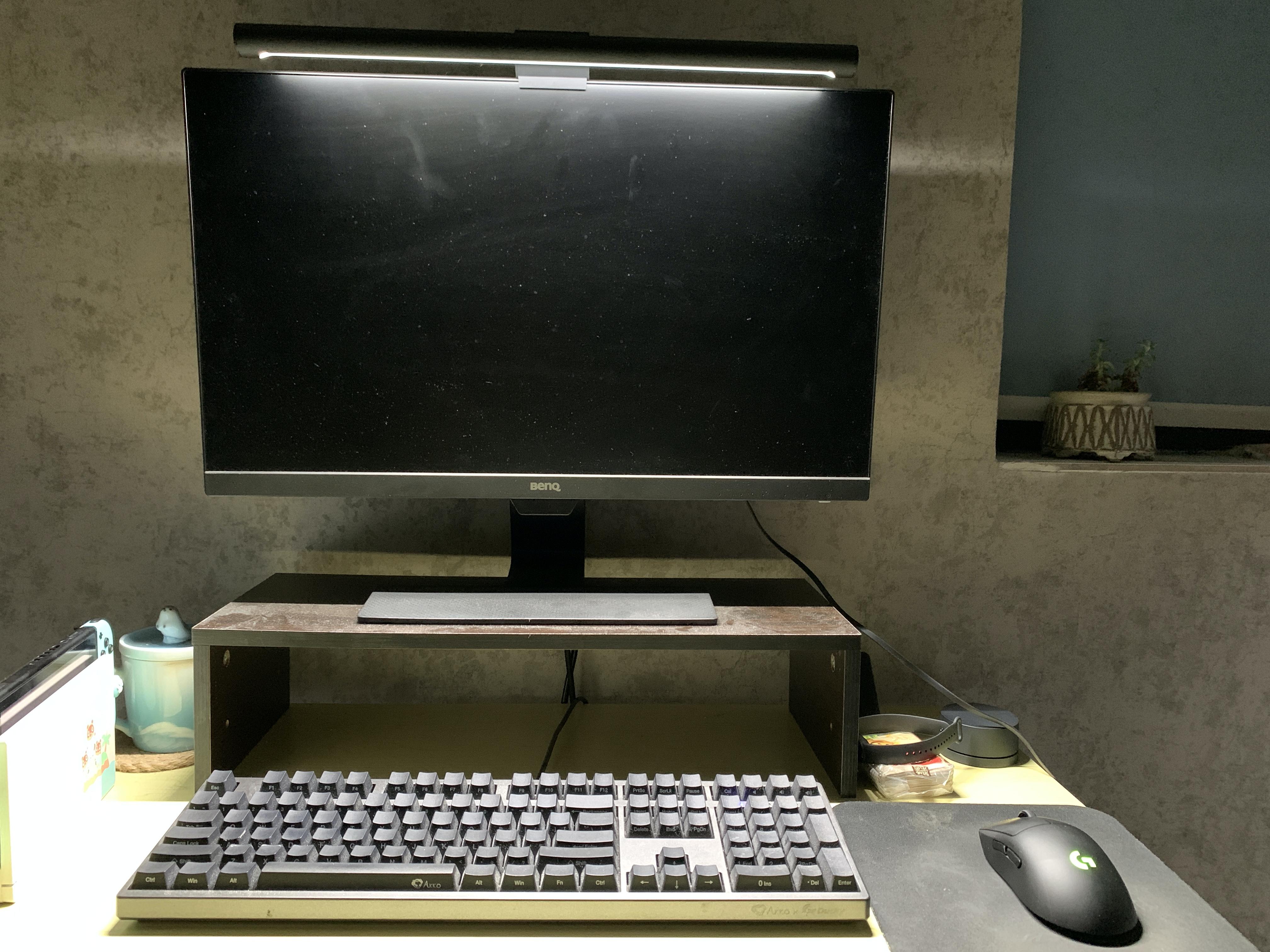 小米屏幕挂灯和雷神屏幕挂灯,小米屏幕挂灯亮度测评