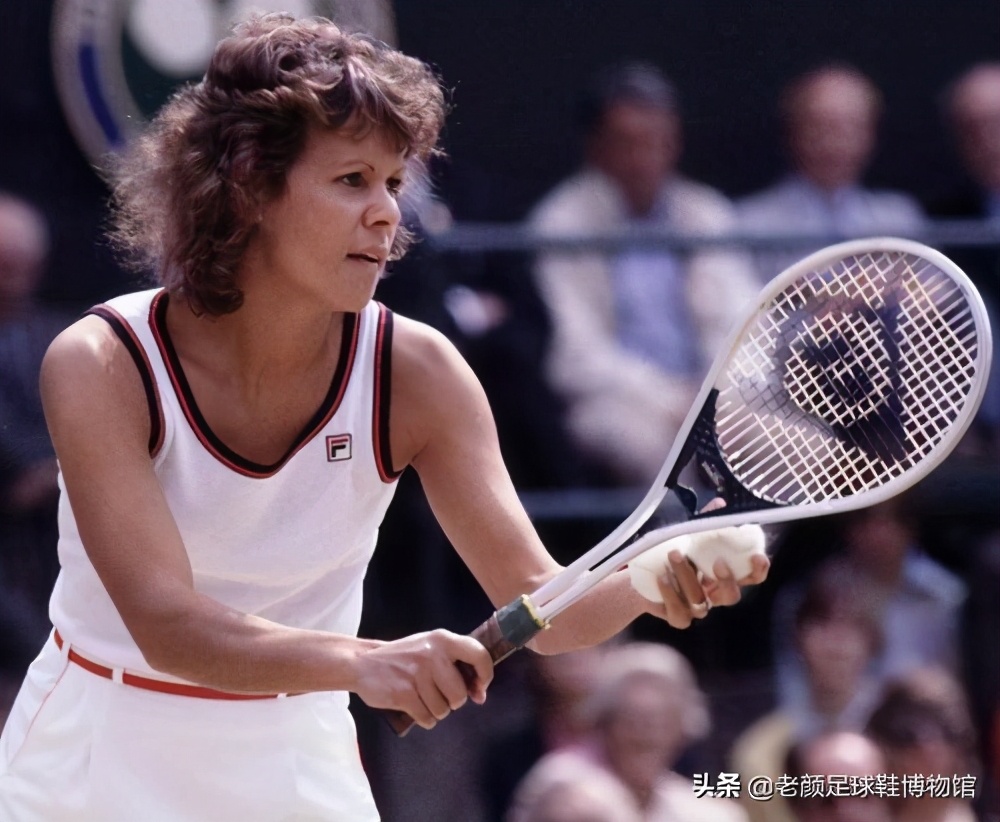 被足球做空的意大利品牌，却给了韩国人和安踏发财的机会