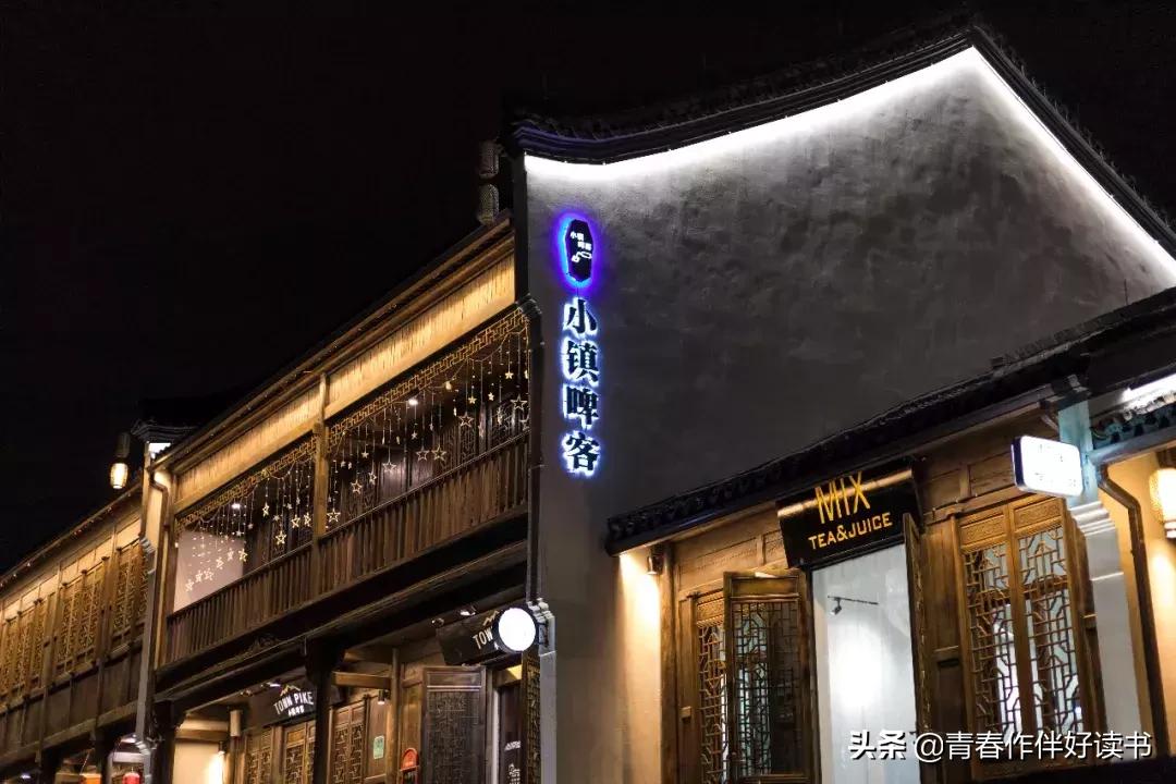 50定焦小痰盂镜头怎么调远近,50mm定焦镜头是小痰盂吗