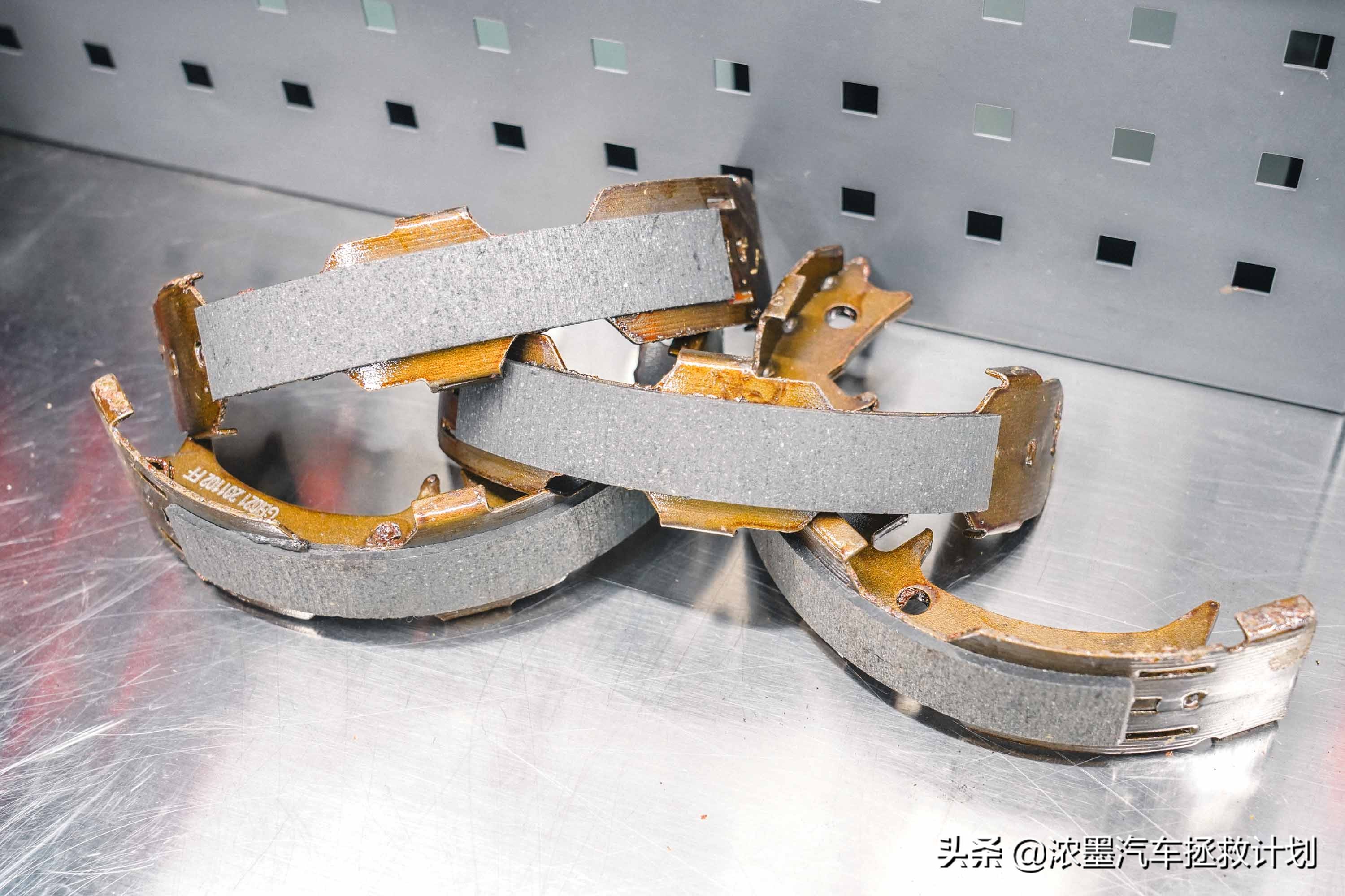 翻新整备修复丰田第一代普瑞维亚,一代情怀丰田普瑞维亚