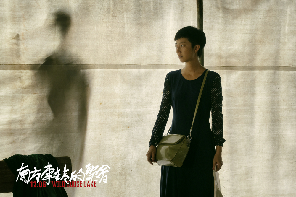 从倾斜的镜头到扭曲的表演，深度解读电影中的德国表现主义