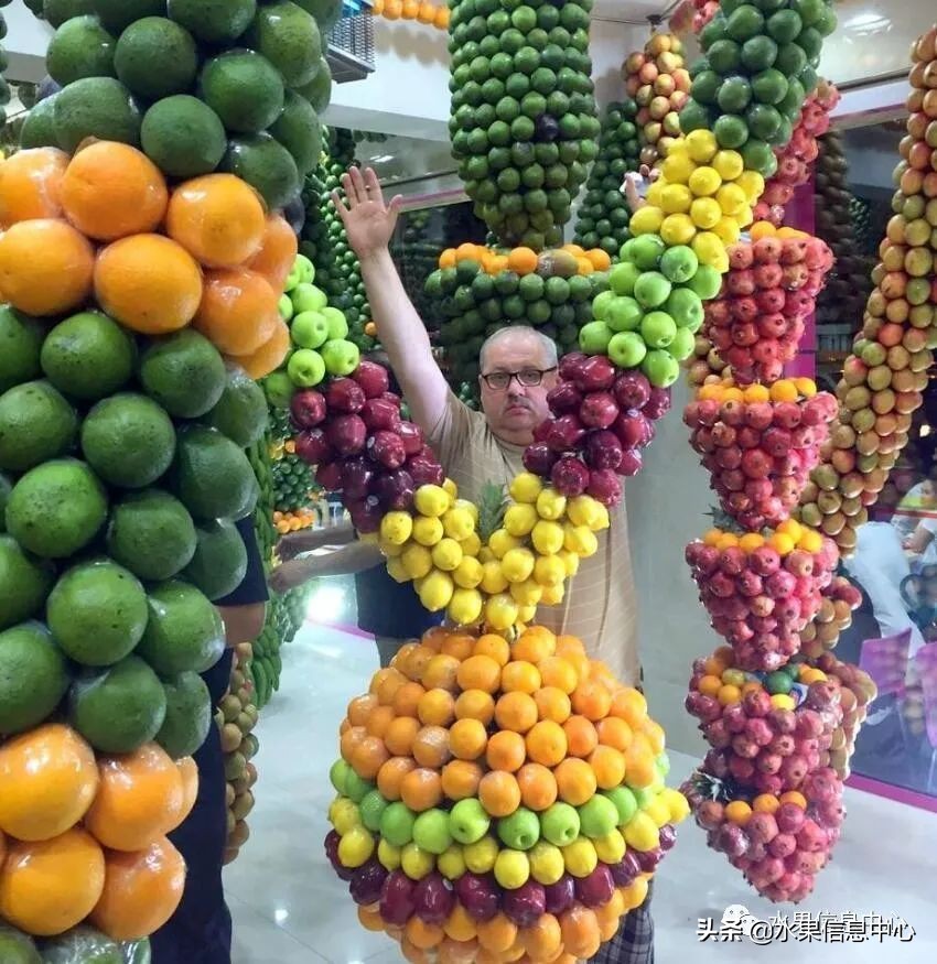 迪拜中国水果店,都说迪拜遍地黄金