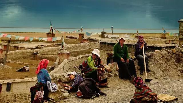 世界上海拔最高的公路！中国最神奇的天路！比川藏线还险10倍！