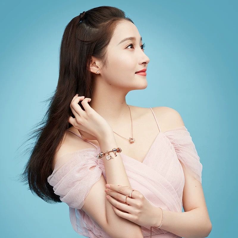 女友生日礼物,女友生日礼物实用高级