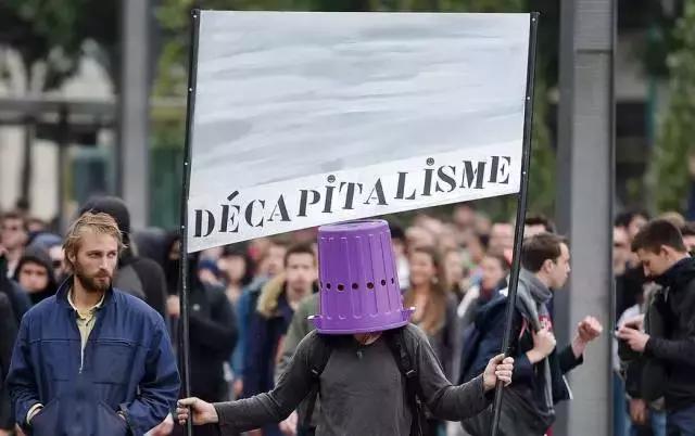 迪拜捡垃圾致富是真的吗,迪拜捡垃圾月入百万