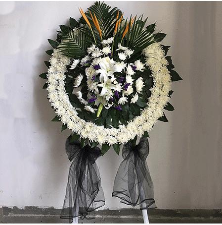 给逝去的人送花有什么讲究,三周年送花圈有什么讲究