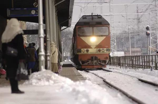 十部列车上的电影推荐,哪些列车题材的电影值得一看