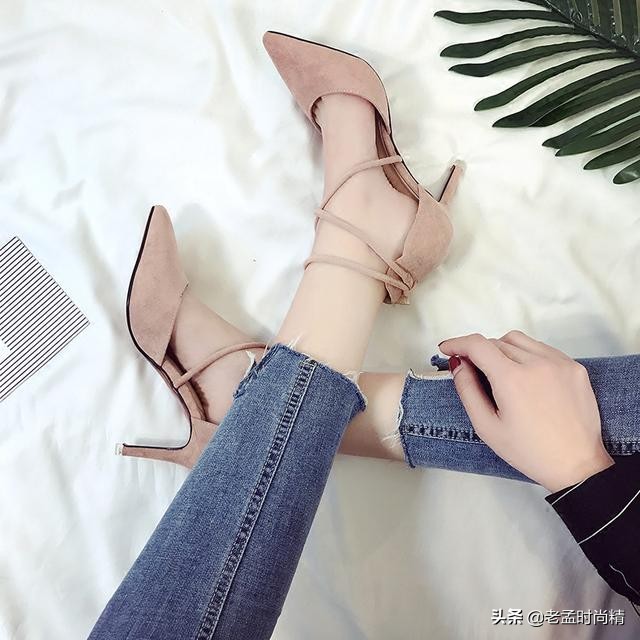 适合脚大显小的高跟鞋,适合秋冬穿的高跟鞋