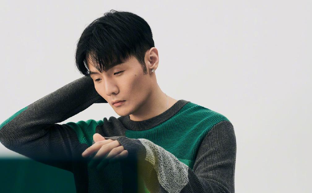 李荣浩欣赏陈奕迅,李荣浩被王菲点评的歌