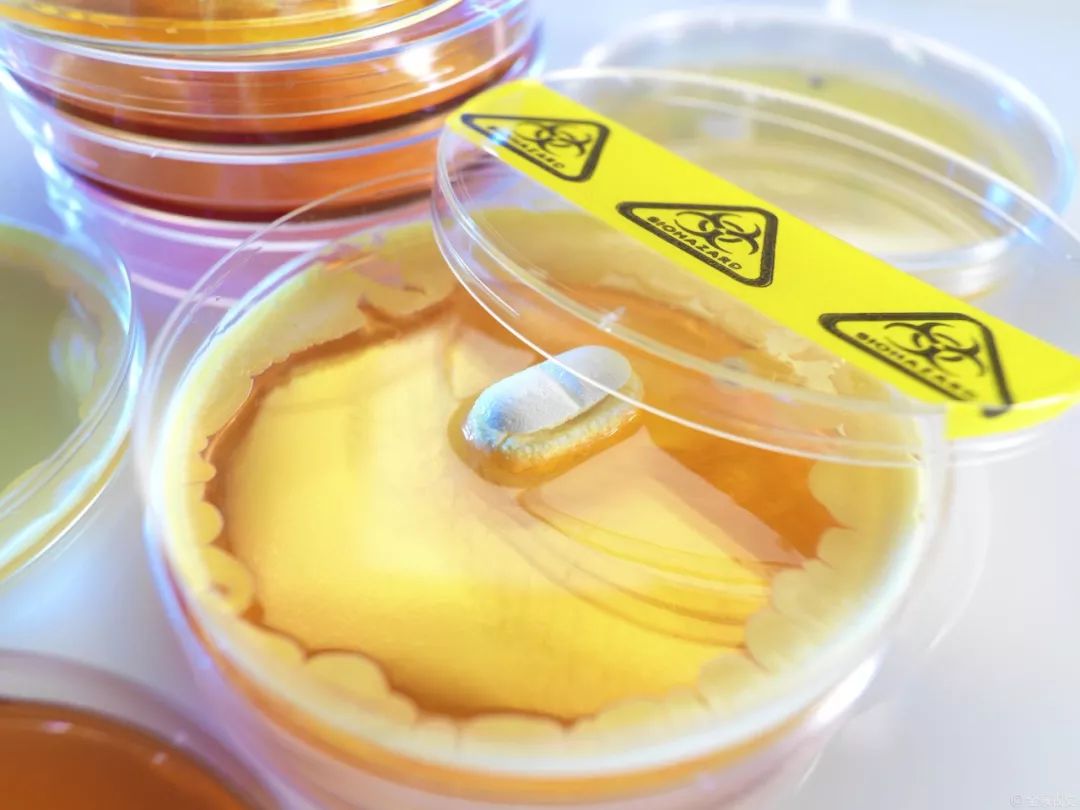 甲硝唑凝胶是药还是保健品,甲硝唑凝胶是属于酸类产品吗