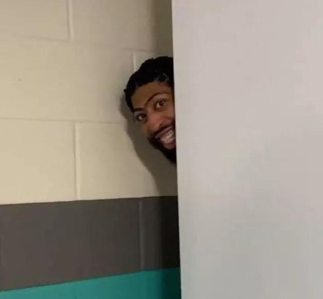 湖人会用浓眉换利拉德吗,利拉德加入湖人一切皆有可能