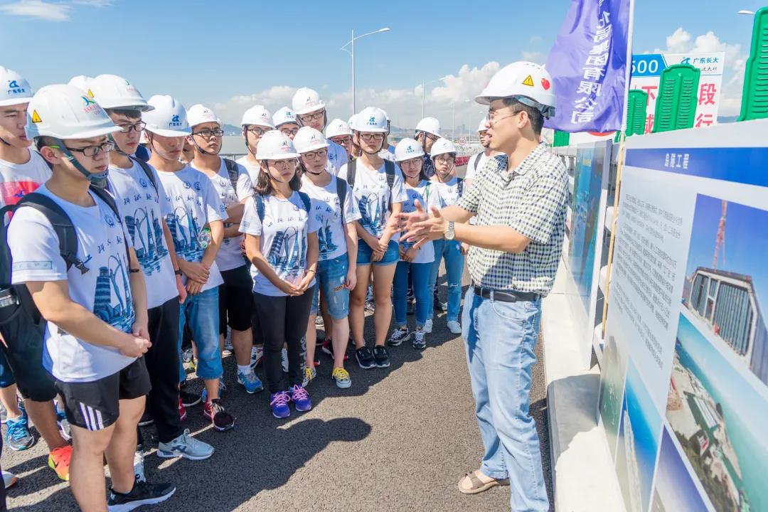 港珠澳大桥总工程师排名,港珠澳大桥主工程师是谁