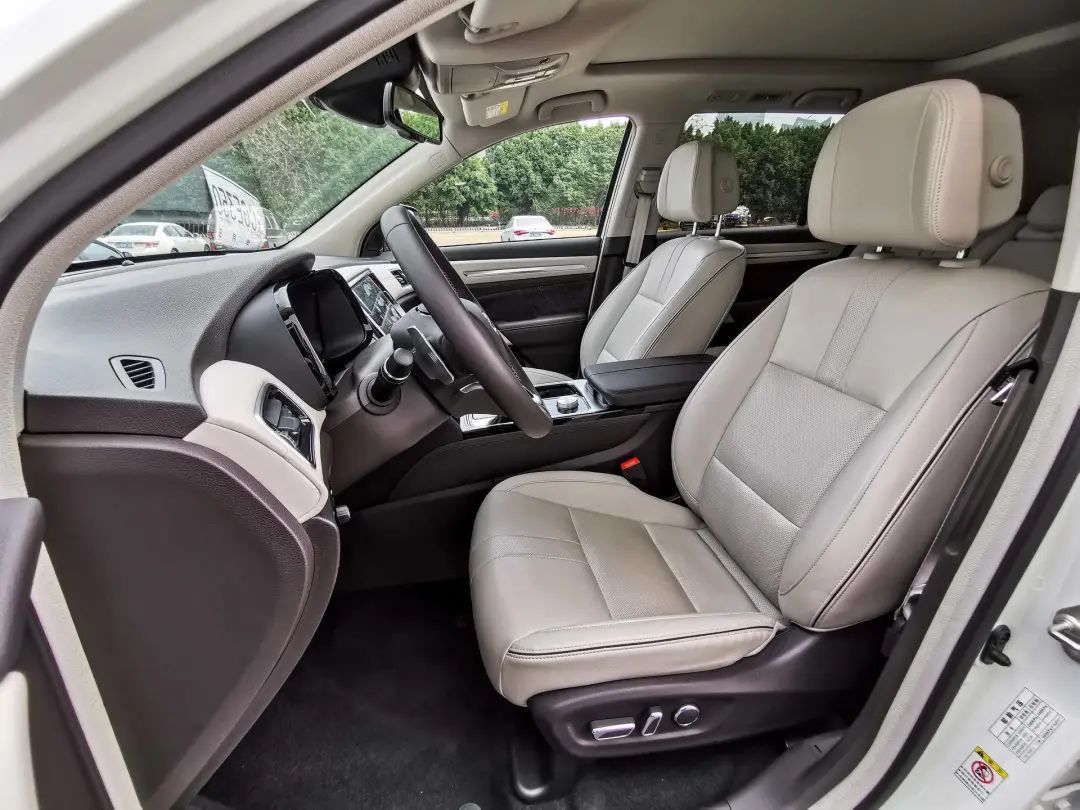 试驾传祺gs8最新款,最新款广汽传祺gs8试驾视频