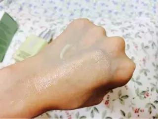 倩碧小黄油无油款叫不叫清爽型,倩碧小黄油有几种