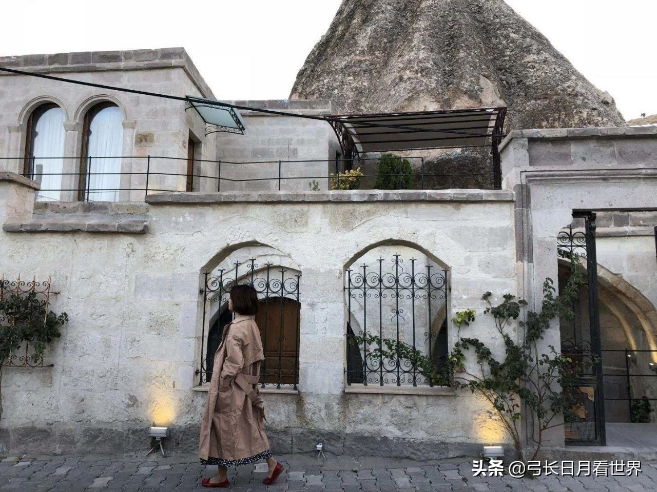 逃离了北京，我在国外当上了老板