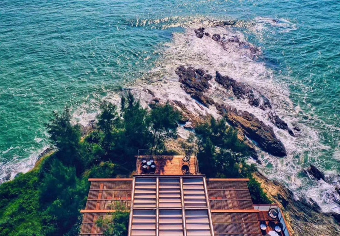 巴厘岛阿雅娜悬崖酒吧,巴厘岛阿雅娜岩石酒吧看日落